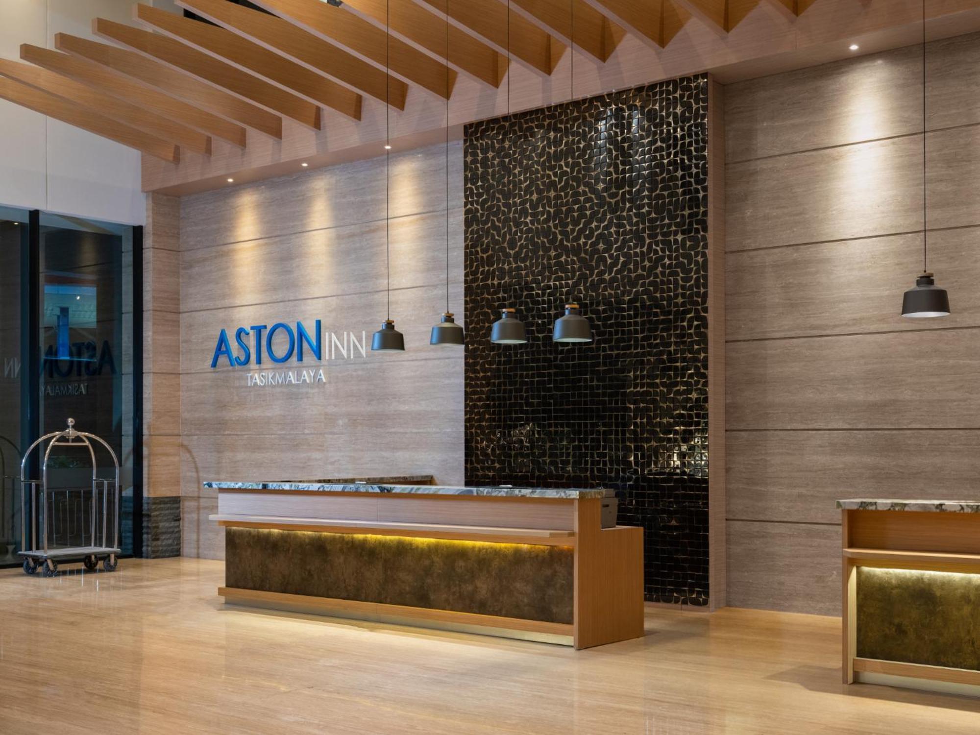 Aston Inn Tasikmalaya Exterior photo